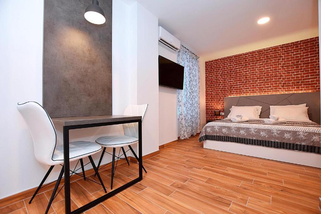 4 Corner The Center Of The Old Town Apartment Zadar Bagian luar foto