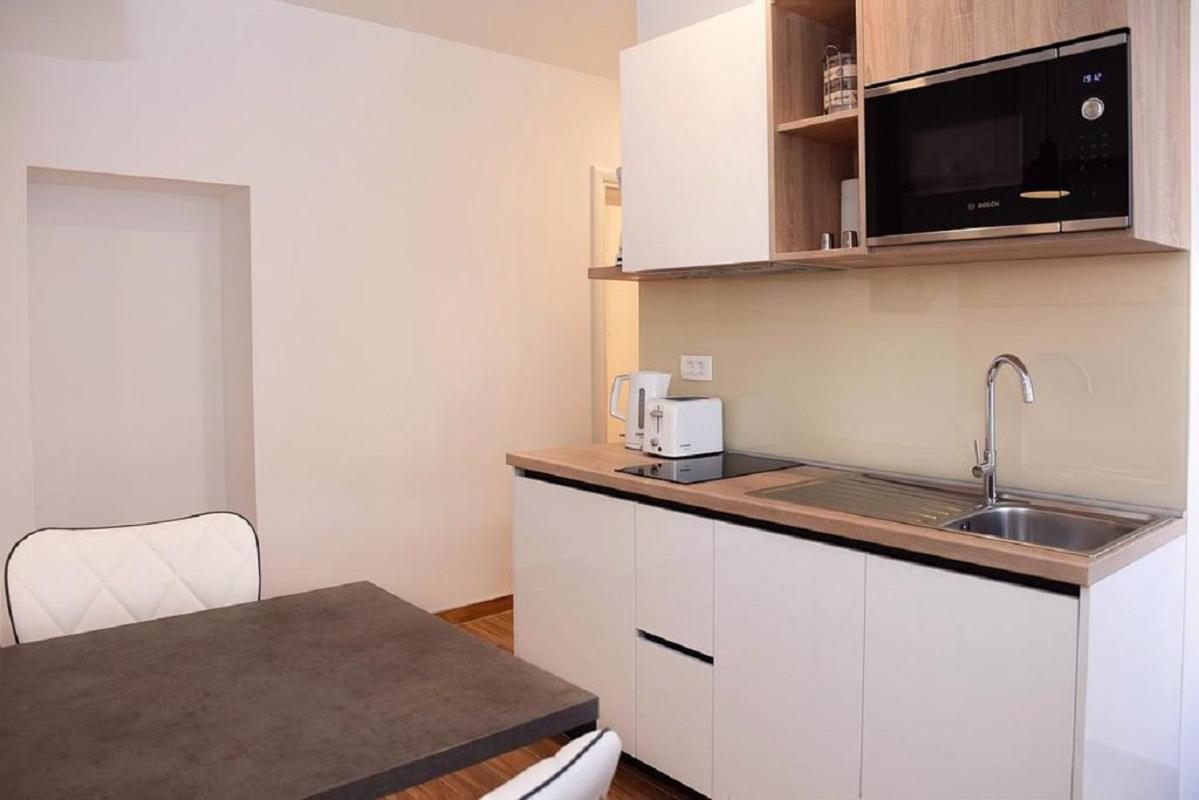 4 Corner The Center Of The Old Town Apartment Zadar Bagian luar foto